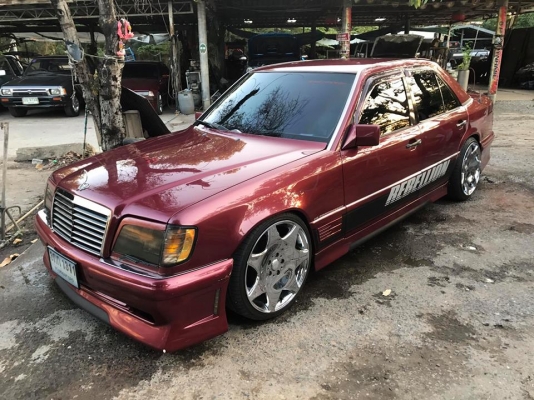 Mercedes benz E230 Year 1990