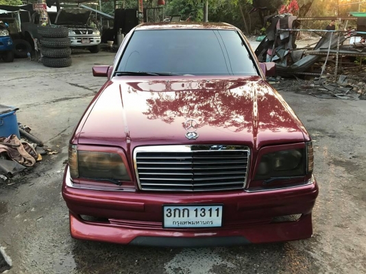 Mercedes benz E230 Year 1990