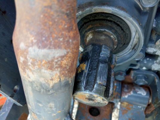 คูโบต้า B2420D 4 WD พวงมาลัยเพาเวอร์  โครงกันอ้อย แถมโรตารี่ตราช้าง RX85 ฟรี