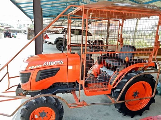 คูโบต้า B2420D 4 WD พวงมาลัยเพาเวอร์  โครงกันอ้อย แถมโรตารี่ตราช้าง RX85 ฟรี