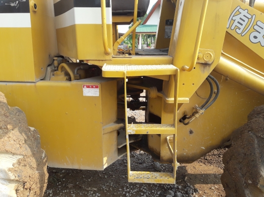 ขายด่วนรถตักล้อยางเอวอ่อนรถนำเข้าkomatsu=510กรองคู่