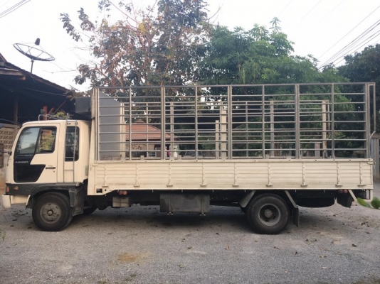 ขายรถ6ล้อ FD3HKA 195แรง ยาว 5.60ม. ราคา 435000 บาท