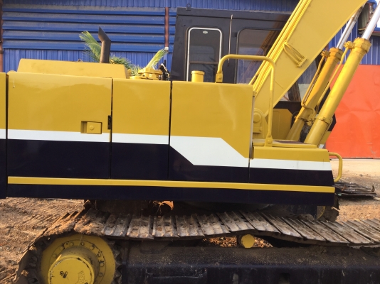 ขาย550000บาทแม็ค์โครKOBELCO SK045 120 รุ่น2มือแน่นเอวแน่นเครื่องดีรถคล้องรถสวยแอร์เย็นครับสนใจโทร0862465934เดี๋ยวลงคลิบให้ดูครับ