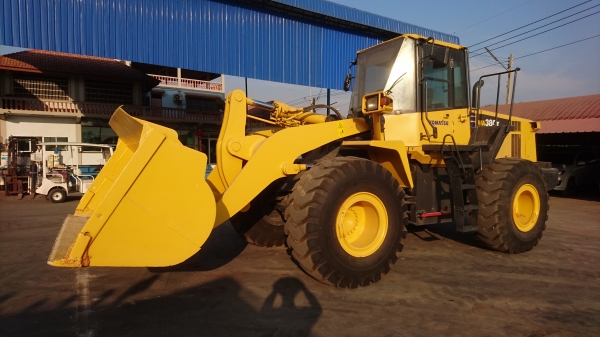 ขายรถตักล้อยาง KOMATSU WA380-6 (สภาพดี)
