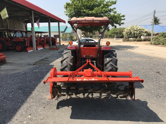 ขายรถไถคูโบต้า L4708(4WD)2เพลา ใช้งาน 700 ชั่วโมง สภาพสวยพร้อมใช้ค่ะ พร้อมอุปกรณ์ ใบมีดหน้าและโลเตอร์รีจอบหมุน ราคา 428,000 บาท #พร้อมส่งฟรีถึงบ้าน โทรสอบถามได้เลยค่ะ 081-9136451 ขอดูรูปทาง Line:Bow6451  เครื่องดี เกียร์ดี ยางดีทั้ง 4 เส้น ตรวจเชคเรียบร้อ