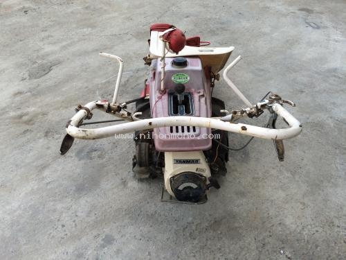 ราคาพิเศษ 10,000 บาท!! รถเกี่ยวข้าวเดินตาม ZEN-NOH YB302 รหัสสินค้า : 80904408 www.nihonmono.com
