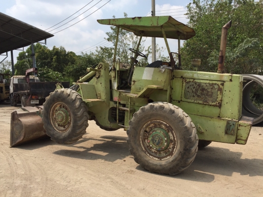 ขายรถตัดล้อยาง CAT 910 เดิมๆจากนอก 2 เพลา ดิสเบรคหน้า เกียร์ท๊อค 1-2-3 สะภาพพร้อมใช้งาน เครื่องแรง ราคา.450000 สนใจโทร081-3531946 ลาย(ID)081-3531946 ต่อ.บางนา ลองรถได้ที่ ปทุม ลำลูกกาคลอง 4 ครับ ขายรถตัดล้อยาง CAT 910 เดิมๆจากนอก 2 เพลา ดิสเบรคหน้า เกียร์ท๊อค 1-2-3 สะภาพพร้อมใช้งาน เครื่องแรง ราคา.450000 สนใจโทร081-3531946 ลาย(ID)081-3531946 ต่อ.บางนา ลองรถได้ที่ ปทุม ลำลูกกาคลอง 4 ครับ