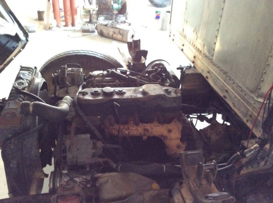 รถบรรทุก 6 ล้อ ISUZU NPR (หัวครัชซี) รถห้างแท้ ปี 32 เครื่อง 110 แรง