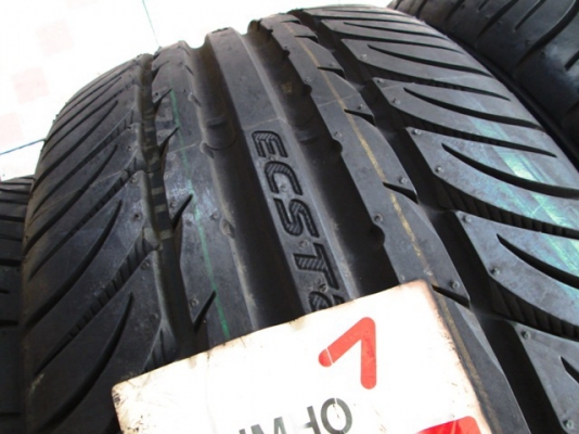 ยางใหม่ราคายาง\% KUMHO KU31 225-45-17 (1คู่) ยางใหม่ราคายาง\% KUMHO KU31 225-45-17 (1คู่)