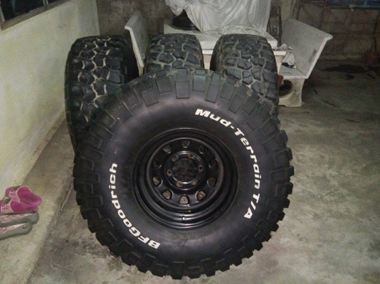 ขายยาง BF KM2  35*12.5*15 2ชุด