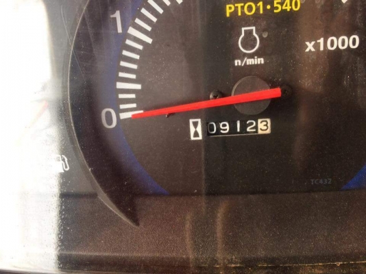 ขาย L4708DT รถปี56 ทำงาน 912 ชั่วโมง รถสวยไม่มีรั่วซึม สภาพพร้อมใช้งาน มาพร้อมผานหน้า+หลัง ตราช้าง ราคา 425000 ส่งพรีถึงบ้าน  สนใจโทรมาครับ  084-5486359 สุชาติ  อ สนม. จ. สุรินทร์