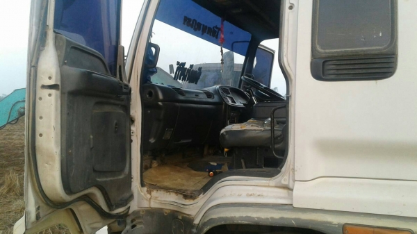 ขายด่วน ISUZU  FTR33HT   เดก้า195ดั๊มพ์ ยาง 900 /5คิวขาย 650,000