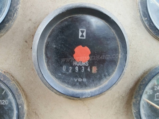 รถเกรด รุ่น MG1320B