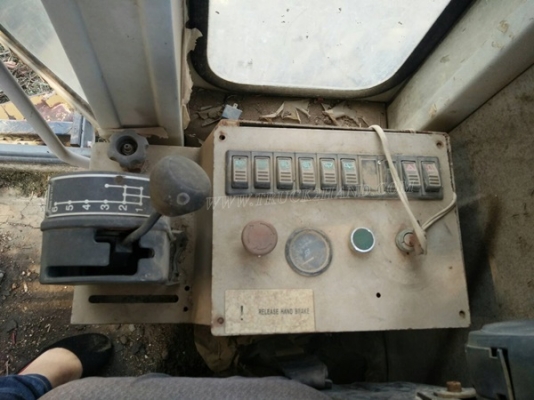 รถเกรด รุ่น MG1320B