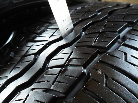 ยาง18 ลงพื้นปี16 บริดสโตน ญี่ปุ่น 235-55-18 ดอก7มิลไม่มีปะเลย