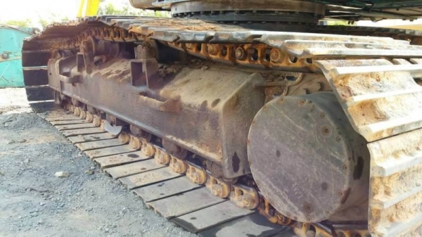 ขาย 890,000 KOBELCO sk 200-5 super  เล่มทะเบียน ไฟฟ้าครบ เครื่องดี ปั้มแรง เอวแน่น ช่วงล่างเต็ม (มีไลน์หัวเจาะ)   รถอยู่ จ.ปทุมธานี โทร&amp;ไอดีไลน์ 0610710295