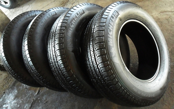 ยางกระบะสูง16 มิชลิน 245-70-16 ลงพื้นปี15 ดอกหนา8มิล