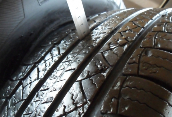 ยางกระบะสูง16 มิชลิน 245-70-16 ลงพื้นปี15 ดอกหนา8มิล ยางกระบะสูง16 มิชลิน 245-70-16 ลงพื้นปี15 ดอกหนา8มิล