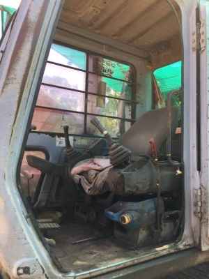 HITACHI EX200-2 ราคา 345,000 บาท เครื่องดี  เมก้าปั้มแรง โช่บาง ใบแทรคสวย เอกสารอินวอยท์  รถอยู่ จ.ร้อยเอ็ด โทร&amp;ไอดีไลน์ 0610710295