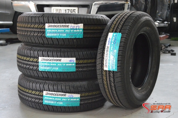 BRIDGESTONE H/T 684 265/65R17 เส้นละ 6,000 บาทปี17 BRIDGESTONE H/T 684 265/65R17 เส้นละ 6,000 บาทปี17
