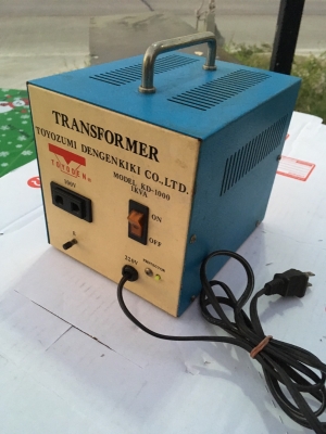 หม้อแปลงไฟจาก 200,220,240v ==> 100,117v ขนาด 1000W (1KVA) ของ TOYOZUMI