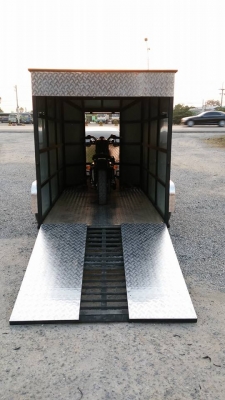 ขายพ่วงตู้ บรรทุกรถมอไซค์โดยเฉพาะครับ ขนาดตู้ กว้าง1.60เมตร ยาว 3เมตร สูง1.80เมตร ขายพ่วงตู้ บรรทุกรถมอไซค์โดยเฉพาะครับ ขนาดตู้ กว้าง1.60เมตร ยาว 3เมตร สูง1.80เมตร