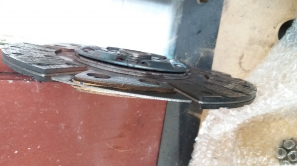 แผ่นครัช BRC 10นิ้ว ใส่ไทรทั่น สตราด้า แผ่นครัช BRC 10นิ้ว ใส่ไทรทั่น สตราด้า