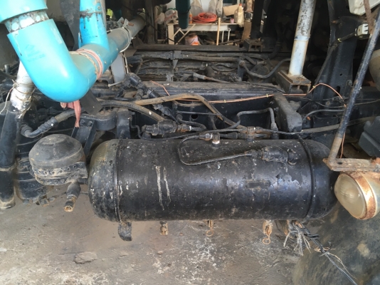 ขายรถ HINO สิงห์ไฮเทค 6 ล้อ บรรทุกน้ำ สภาพดีพร้อมใช้งาน ราคาเบาๆ ขายรถ HINO สิงห์ไฮเทค 6 ล้อ บรรทุกน้ำ สภาพดีพร้อมใช้งาน ราคาเบาๆ