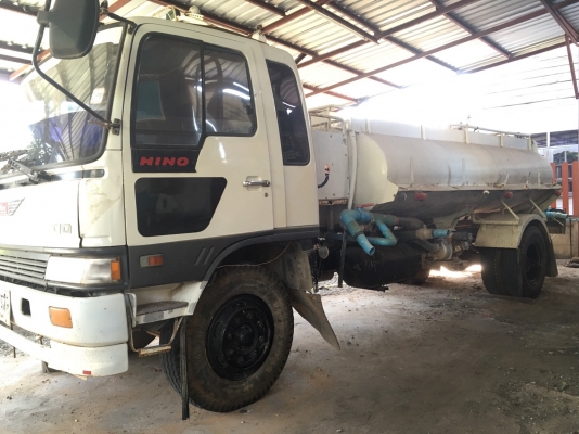 ขายรถ HINO สิงห์ไฮเทค 6 ล้อ บรรทุกน้ำ สภาพดีพร้อมใช้งาน ราคาเบาๆ ขายรถ HINO สิงห์ไฮเทค 6 ล้อ บรรทุกน้ำ สภาพดีพร้อมใช้งาน ราคาเบาๆ