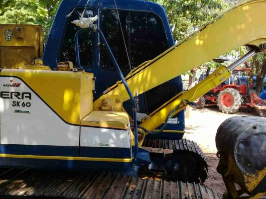 ขายด่วน KOBELCO SK60 MART III รถสภาพสวยพรัอมใช้งาน เครื่องปั้มดี แอร์เย็น ช่วงล่างสวย รถพร้อมใช้งานเลยครับ