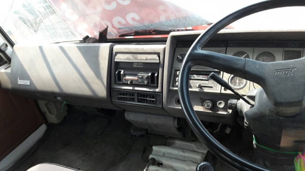 รถบรรทุก 10 ล้อ เทนเลอร์ F17 2 เพลา เครื่อง HO7C TURBO 220 แรง