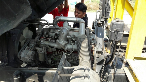 รถบรรทุก 10 ล้อ เทนเลอร์ F17 2 เพลา เครื่อง HO7C TURBO 220 แรง