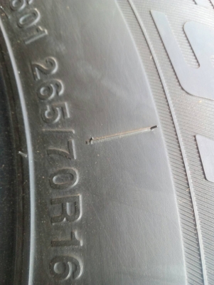 265/70R16 DEESTONE PAYAK 007 ปี15 ชุด 4 เส้น  tel. 063-286-3551,081-427-3941