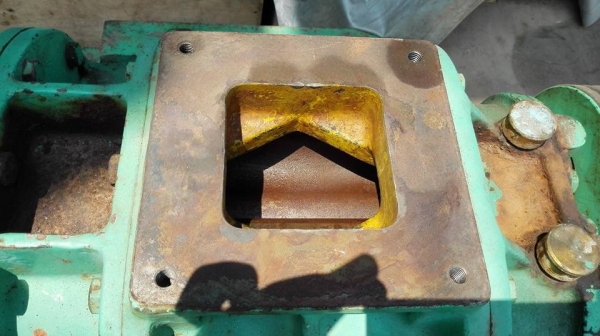 ** SOLD ** รูทโบวเวอร์อัดอากาศญี่ปุ่น 7.5 HP 380V พร้อมใช้งาน