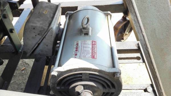 ** SOLD ** เครื่องดัดท่อ STM 3/4"- 3.1/2" มอเตอร์ Mitsu 3 HP 220V ลูกดัดรางรับตัวตู๊จัดเต็ม 10 ชุด เครื่องเดินนุ่มพร้อมใช้งาน