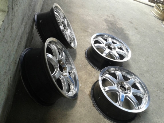 ขอบ17นิ้ว5รู114 ชุดนี้ ราคา 7300 บาท