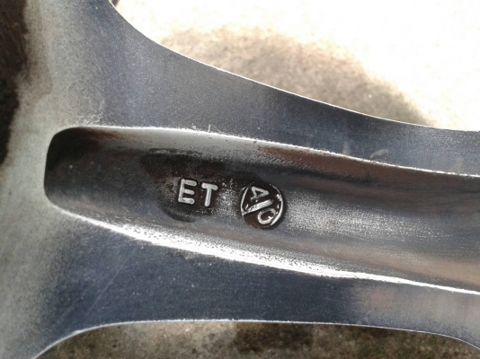 ขอบ17นิ้ว5รู114 ชุดนี้ ราคา 7300 บาท