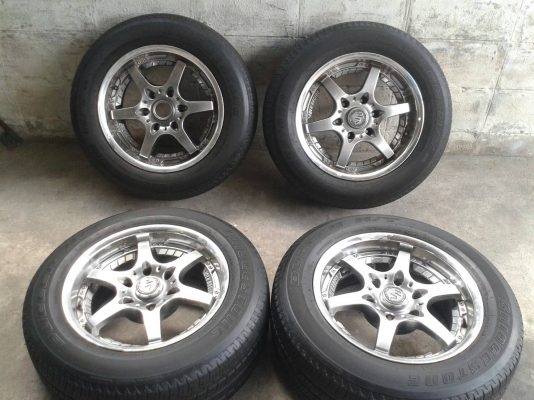 ขอบ17นิ้ว6รู พร้อมยาง ชุดนี้ ราคา 7700 บาท