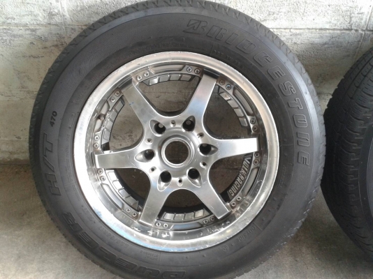 ขอบ17นิ้ว6รู พร้อมยาง ชุดนี้ ราคา 7700 บาท