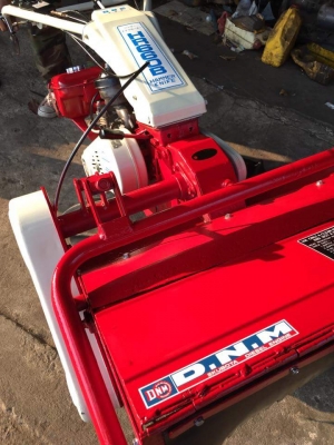 รถตีหญ้า ตัดหญ้าคับ HR 660 B เครื่อง โรบิน 8 แรง เบนซิน รถตีหญ้า ตัดหญ้าคับ HR 660 B เครื่อง โรบิน 8 แรง เบนซิน