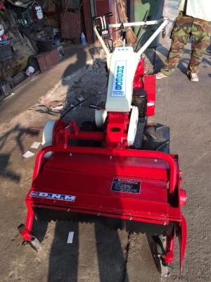 รถตีหญ้า ตัดหญ้าคับ HR 660 B เครื่อง โรบิน 8 แรง เบนซิน รถตีหญ้า ตัดหญ้าคับ HR 660 B เครื่อง โรบิน 8 แรง เบนซิน