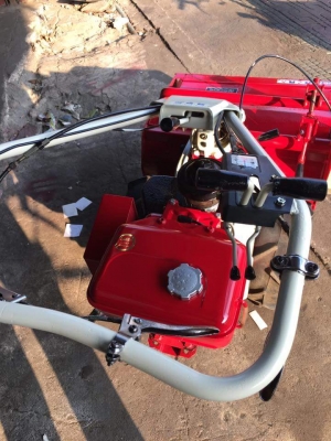 รถตีหญ้า ตัดหญ้าคับ HR 660 B เครื่อง โรบิน 8 แรง เบนซิน รถตีหญ้า ตัดหญ้าคับ HR 660 B เครื่อง โรบิน 8 แรง เบนซิน