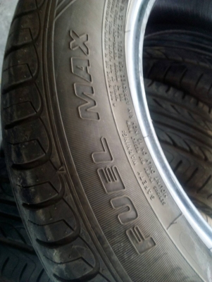 205/60R16 GOODYEAR Assurance FUEL MAX ปี15 สวยจัด นิ่มมาก ชุด 4 เส้น tel.063-286-3551,081-427-3941 ตจว.ส่งได้ครับ 205/60R16 GOODYEAR Assurance FUEL MAX ปี15 สวยจัด นิ่มมาก ชุด 4 เส้น tel.063-286-3551,081-427-3941 ตจว.ส่งได้ครับ