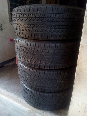 265/60R18  Hankook VENTUS AS ปี13 ชุด 4 เส้น  โทร.063-286-3551,081-427-3941