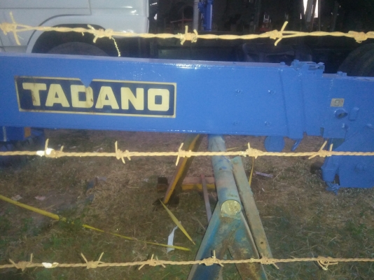 ขายเครน TADANO 3 ตัน 4 ปลอก 3 ชัก เก่านอกแท้ ขายเครน TADANO 3 ตัน 4 ปลอก 3 ชัก เก่านอกแท้