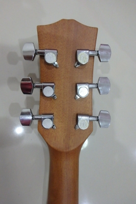 กีต้าร์โปร่งเว้าไฟฟ้า Talent 41 นิ้ว รุ่น TE30TNS สีไม้ ขัดด้าน EQ อย่างดี G-Tone GT-2 ของใหม่