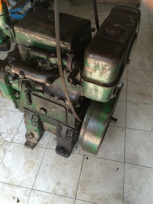 ขายเครื่องยนต์ ลิสเตอร์  fr2     2  สูบ   16  แรง