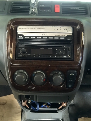 ขายวิทยุ 2 ดิน KENWOOD-DDX1035 จอ 6.2" อุปกรณ์ครบๆ ขายวิทยุ 2 ดิน KENWOOD-DDX1035 จอ 6.2" อุปกรณ์ครบๆ