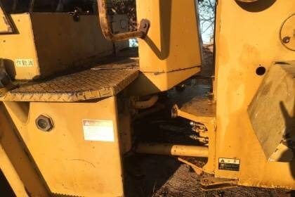KOMATSU 507 เอวอ่อน 295,000 บาท เครื่องดี เกียร์ดี ปั้มแรง เอกสารชื่อขาย  รถอยู่ จ.สกลนคร  โทร&amp;ไอดีไลน์0610710295
