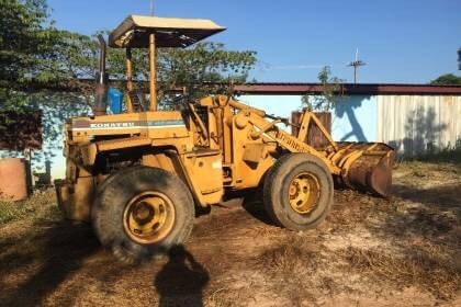 KOMATSU 507 เอวอ่อน 295,000 บาท เครื่องดี เกียร์ดี ปั้มแรง เอกสารชื่อขาย  รถอยู่ จ.สกลนคร  โทร&amp;ไอดีไลน์0610710295